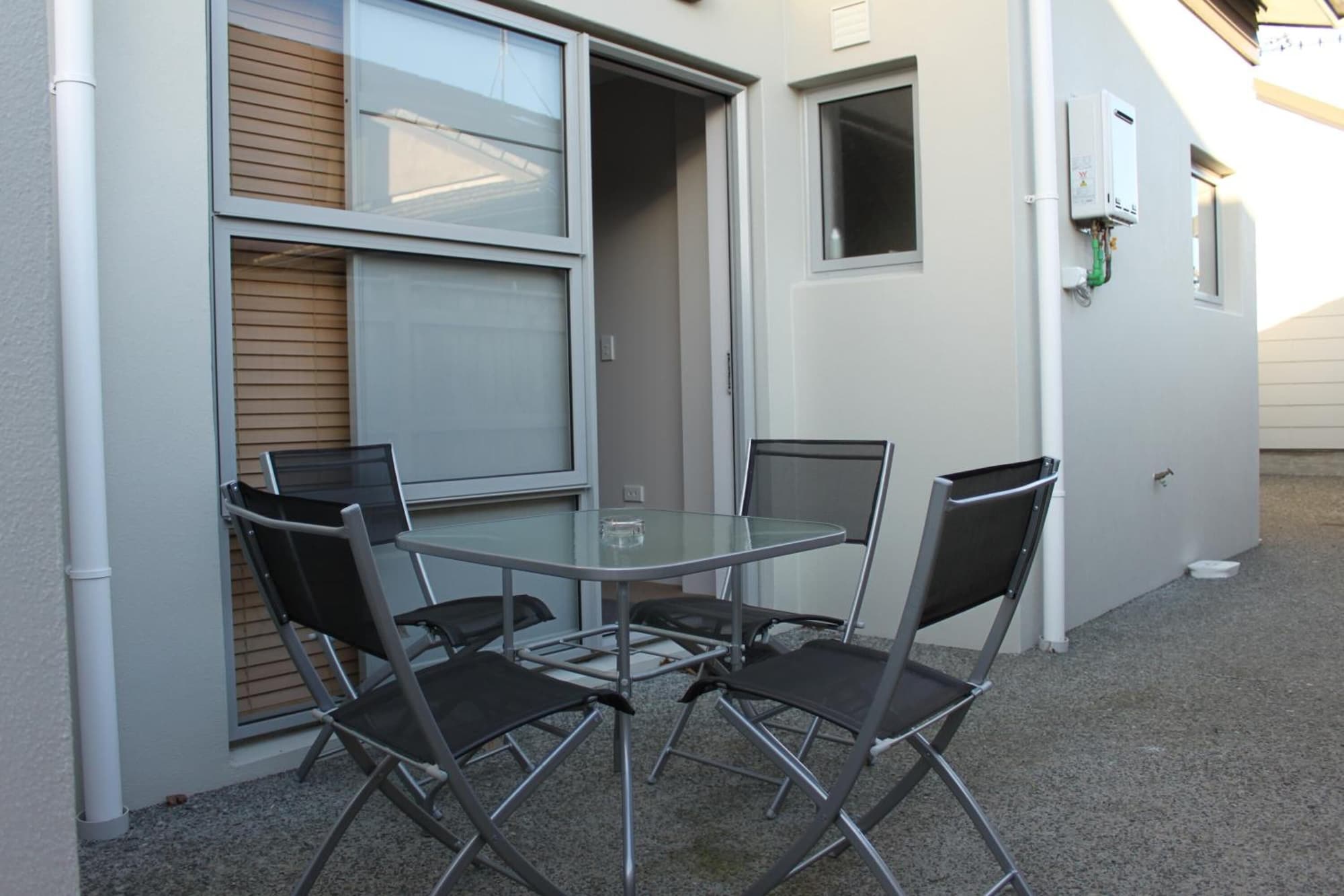 Big Five Motel Over view