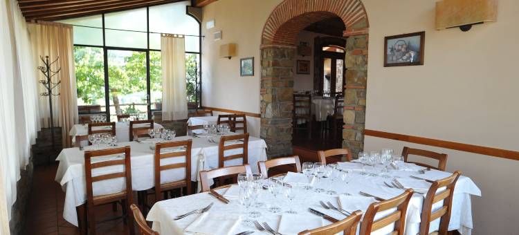 拉特罗瑟拉餐厅酒店(Albergo Ristorante la Torricella)图片