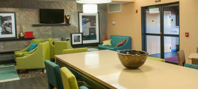 希尔顿欢朋酒店-北路易斯维尔克拉克斯维尔(Hampton Inn Louisville-North/Clarksville)图片