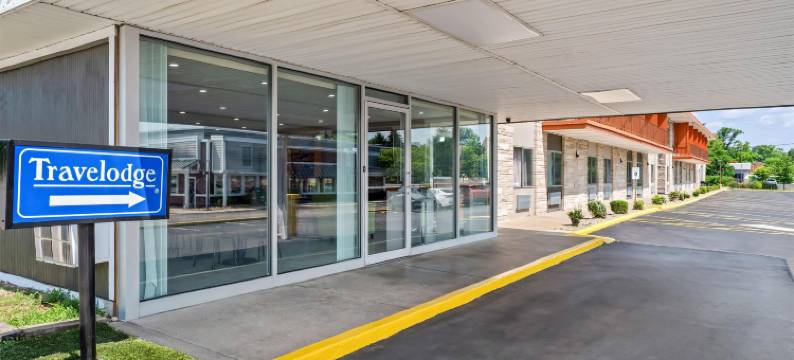 布卢明顿Travelodge by Wyndham酒店(Travelodge by Wyndham Bloomington)图片