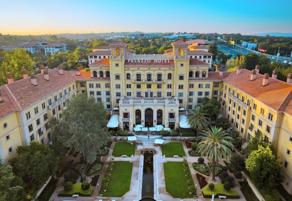 Palazzo HotelOver view