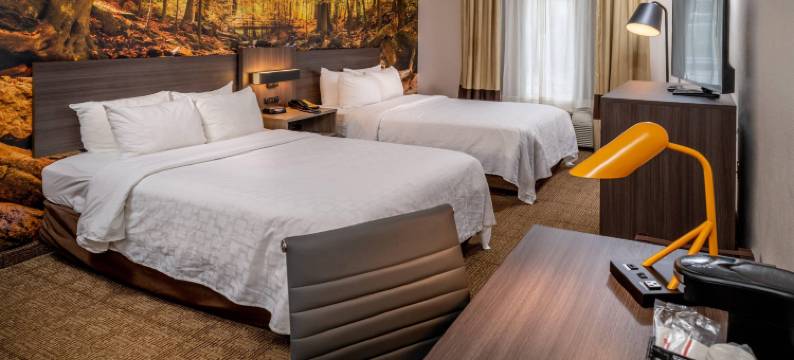 贝克利凯隆波因特酒店(Clarion Pointe Beckley)图片