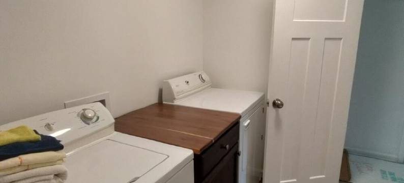 5-bedroom house on open lot in Bentleyville with spacious kitchen and LR.图片