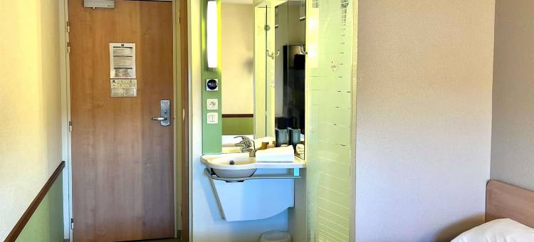 卢瓦尔河畔科斯恩宜必思快捷酒店(Hotel Ibis Budget Cosne Sur Loire)图片