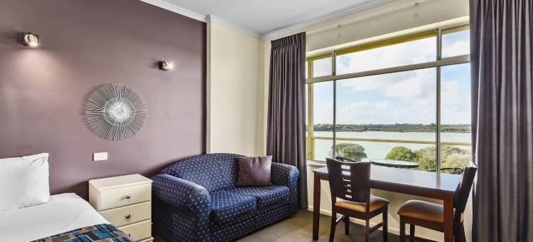 湖景公寓汽车旅馆(Lakeview Motel and Apartments)图片