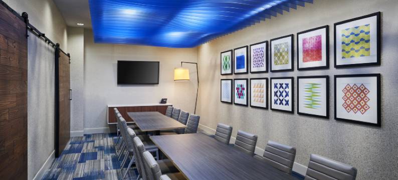 温莎东湖滨智选假日酒店及套房-洲际酒店集团旗下(Holiday Inn Express & Suites WINDSOR EAST – LAKESHORE by IHG)图片