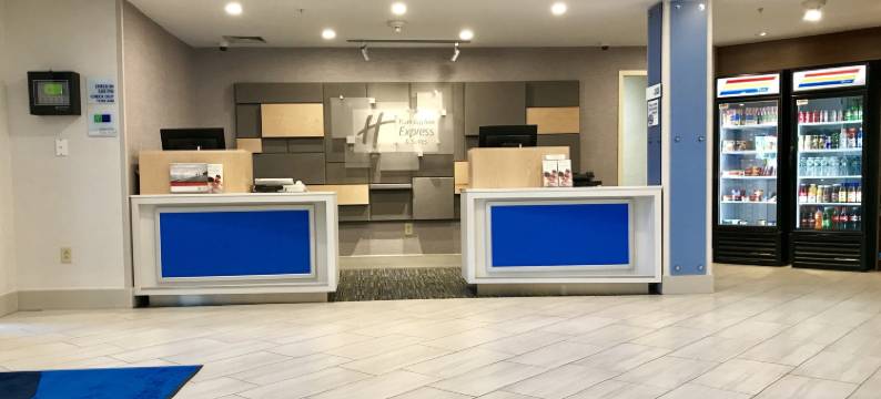 智选假日套房酒店伟大的BARRINGTON(Holiday Inn Express & Suites GREAT BARRINGTON - LENOX AREA by IHG)图片