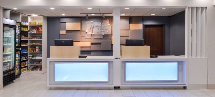 Holiday Inn Express 威克瑟姆(Holiday Inn Express Wixom)图片