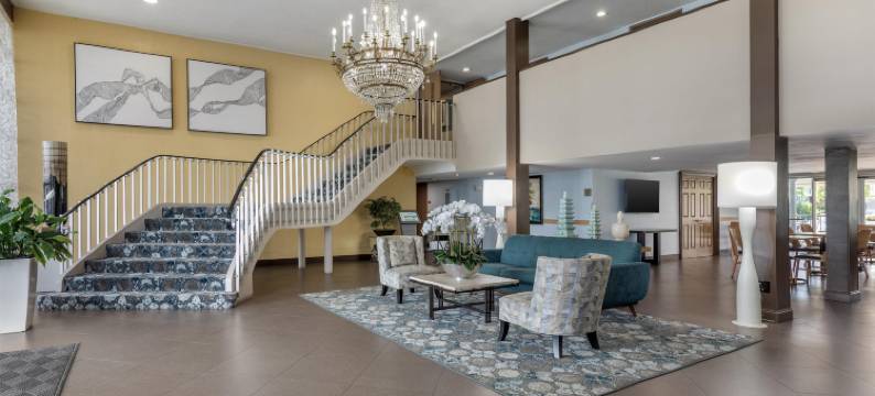 棕榈滩湖群贝斯特韦斯特酒店(Best Western Palm Beach Lakes)图片