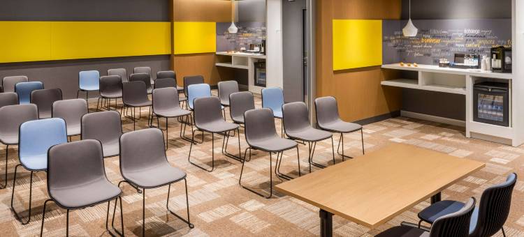 里尔中心车站宜必思酒店(Hotel ibis Lille Centre Gares)图片