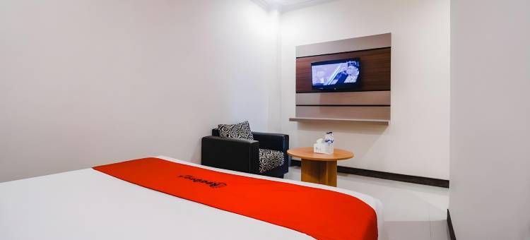 近望加锡城市广场红门旅馆(Reddoorz Plus Near Makassar Town Square)图片