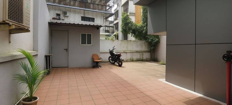 Fabhotel Wellax 24 服务式公寓(FabHotel Wellax 24 Service Apartments)图片