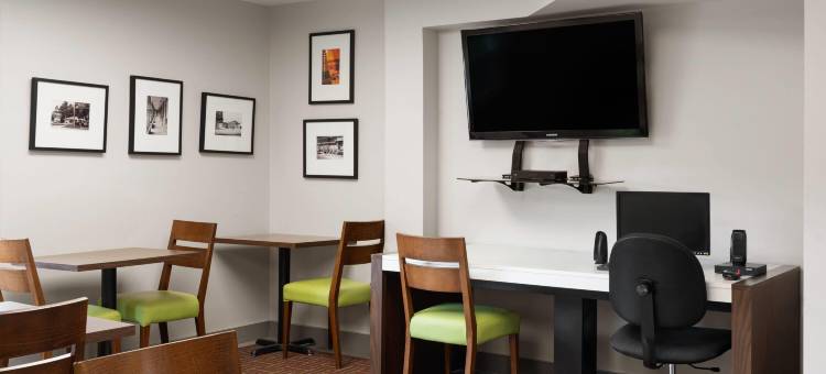 苏圣玛丽速8酒店(Super 8 by Wyndham Sault Ste Marie on)图片