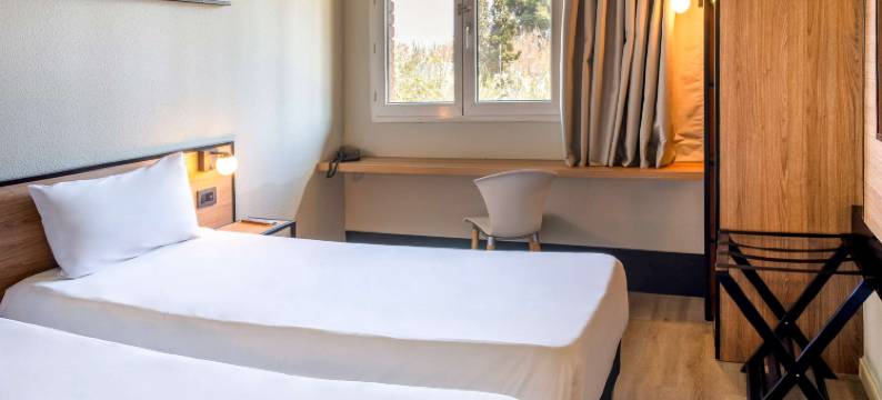 宜必思门多萨酒店(Ibis Mendoza)图片