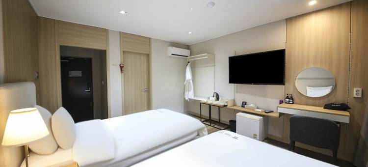 第一酒店(The First Hotel)图片