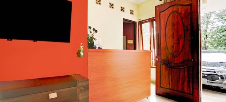 O 76 佳云萨里酒店(Hotel O 76 Gayungsari)图片