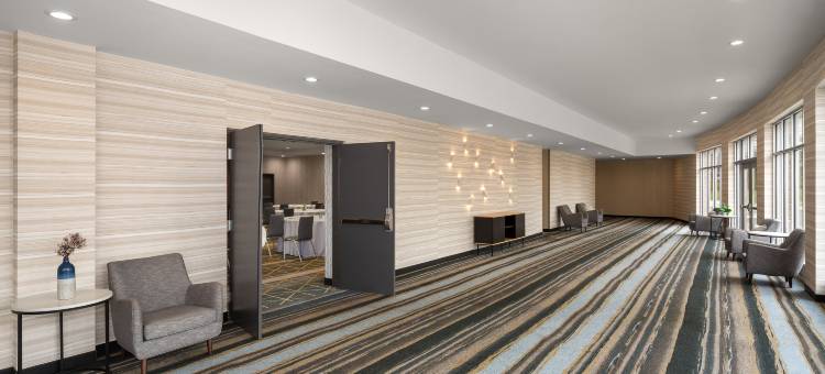 底特律-特洛伊假日酒店与套房(Holiday Inn & Suites DETROIT - TROY by IHG)图片