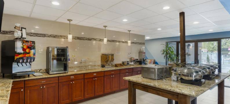 门罗贝斯特韦斯特酒店(Best Western Sky Valley Inn)图片