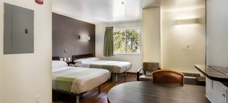 东布朗士维克6号一室公寓 - 纽约地区(Studio 6 East Brunswick, NJ - NYC Area)图片