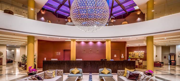 涅坦亚温德姆华美达套房酒店(Ramada Hotel & Suites by Wyndham Netanya)图片