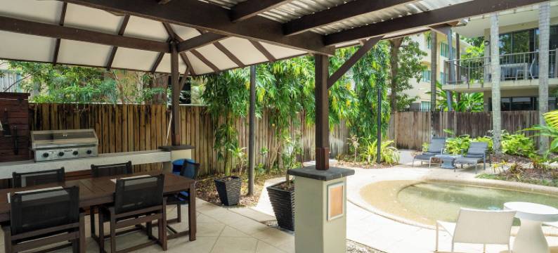 三一海滩海角公寓式酒店(Sea Point on Trinity Beach)图片