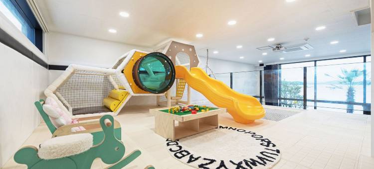 Tongyeong Biclash Kids Pool Villa Tongyeong Branch图片