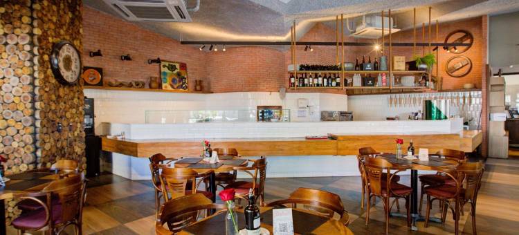 宜必思维多利亚普拉亚多坎托酒店(Ibis Vitoria Praia do Canto)图片