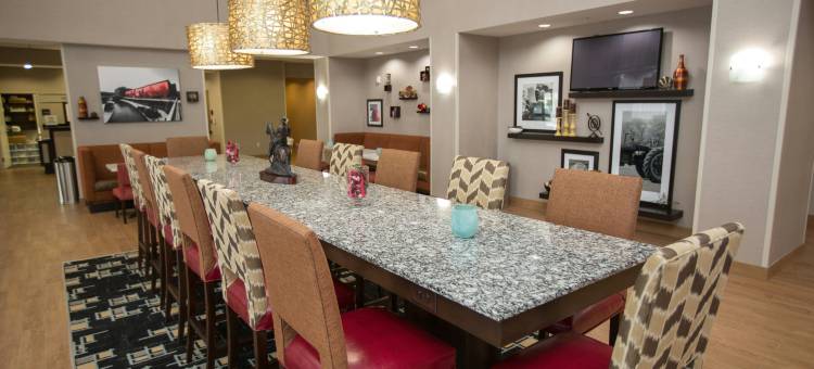 俄克拉何马城机场欢朋酒店及套房(Hampton Inn & Suites Oklahoma City Airport)图片