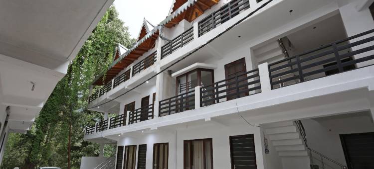 OYO 8985 夏日国王酒店(Hotel O Summer King)图片