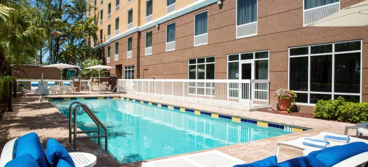 哈兰代尔海滩阿文特拉希尔顿欢朋酒店(Hampton Inn Hallandale Beach-Aventura)图片