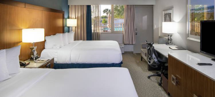 杰克逊维尔机场希尔顿逸林酒店(DoubleTree by Hilton Hotel Jacksonville Airport)图片
