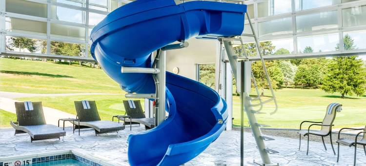 杜波依斯乡村俱乐部舒适套房酒店(Comfort Suites DuBois Country Club)图片