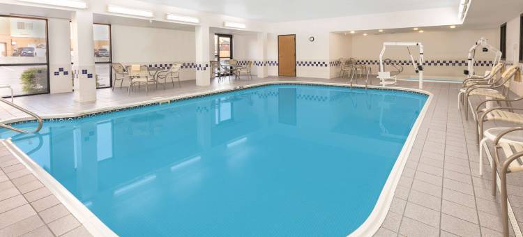 俄克拉何马城-奎尔斯普林斯温德姆呗盟酒店(Baymont by Wyndham Oklahoma City/Quail Springs)图片