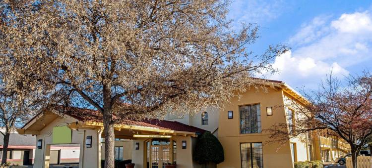 阿马里洛市中心拉昆塔温德姆酒店(La Quinta Inn by Wyndham Amarillo Mid-City)图片