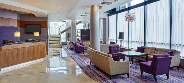 米尔顿凯因斯莱昂纳多酒店 - 原茱莉斯旅店(Leonardo Hotel Milton Keynes)图片