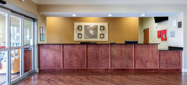 舒适酒店(Comfort Inn Near University)图片