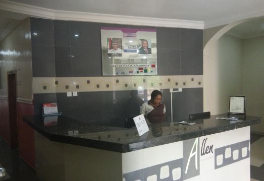 Allen Suites Hotel Overview