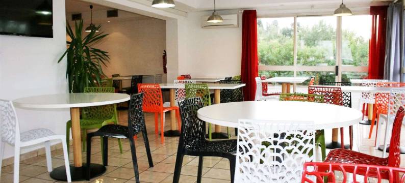 阿尔斯基里亚德直营酒店(Kyriad Arles)图片