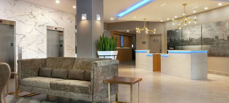 蒙特利尔机场希尔顿大使套房酒店(Embassy Suites by Hilton Montreal Airport)图片