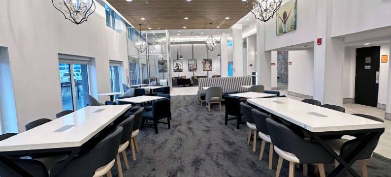 温德姆旗下拉昆塔-芝加哥奥黑尔机场(La Quinta by Wyndham Chicago O'Hare Airport)图片