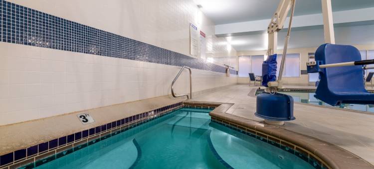 智选假日酒店及套房瓦德奈斯高地 by IHG(Holiday Inn Express & Suites ST. Paul NE (Vadnais Heights))图片