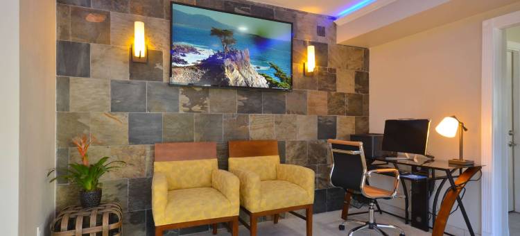 太平洋丛林镇贝斯特韦斯特套房酒店(Best Western the Inn  Suites Pacific Grove)图片