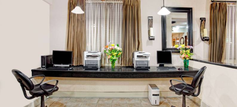 西孟斐斯华美达酒店(Ramada by Wyndham West Memphis)图片