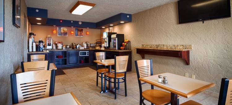 克林顿北品质酒店(Quality Inn Clinton North)图片