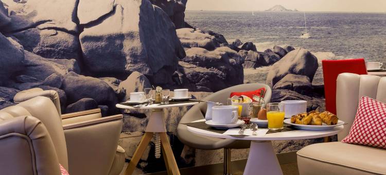 佩罗斯-吉雷克贝斯特韦斯特酒店(Best Western les Bains de Perros-Guirec Hotel et Spa)图片