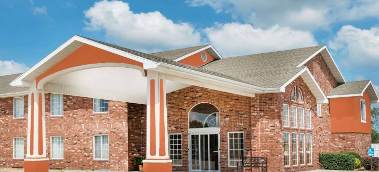 玻利瓦尔速8酒店(Super 8 by Wyndham Bolivar)图片