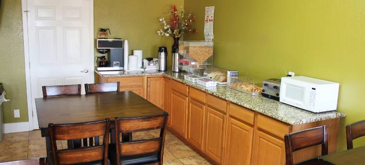 美洲最佳价值旅馆-霜冻银行中心(Americas Best Value Inn Frost Bank Center)图片