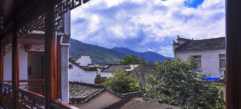 宏村临月楼徽派庭院民宿图片