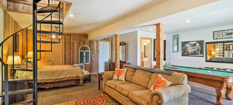 有甲板和私人热水浴缸的乡村Lamar小屋(Rustic Lamar Cabin w/ Deck & Private Hot Tub)图片