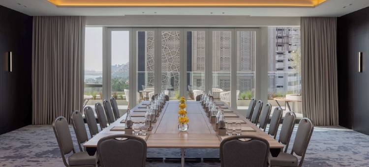 Avani+迪拜棕榈景观酒店及套房(Avani+ Palm View Dubai Hotel & Suites)图片